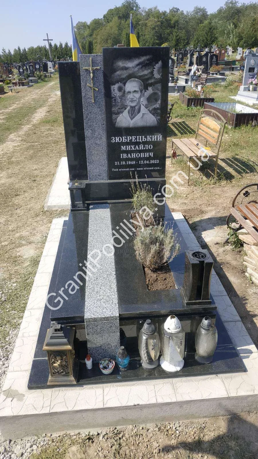 Подвійний пам'ятник з граніту - Кам'янець-Подільський | GranitPodillya